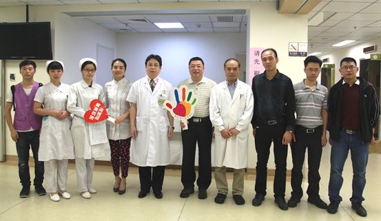 康美醫院開展貧困家庭先天性心髒病兒童醫療救助篩查活動